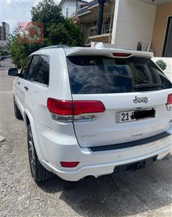 جيب جراند شيروكي